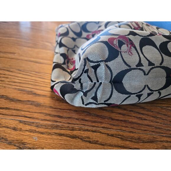 Coach Poppy Signature Hearts Gray Black Canvas Large Tote Bag/ Shoulder Bag - Picture 9 of 12